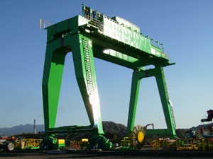 クレーン設置工事